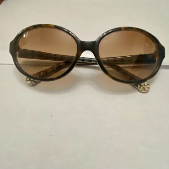 Vintage Authentic Tory Burch Sunglasses with Case - Picture 8 of 14